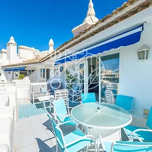 https://benalmadena-puerto-marina-apartamento-vacacional-con.es-andalucia.com